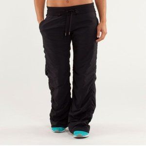 Lululemon Studio Pant black lined track pants size 6